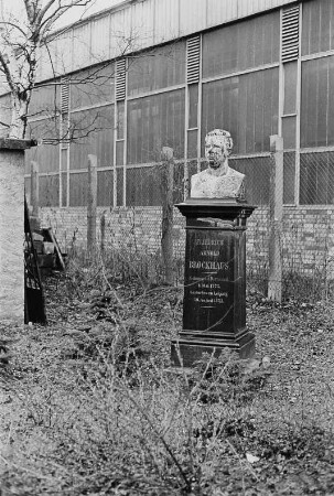 Denkmal für der Verleger Friedrich Arnold Brockhaus