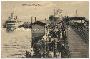 Eisenbahn-Pier im Hafen von Melbourne