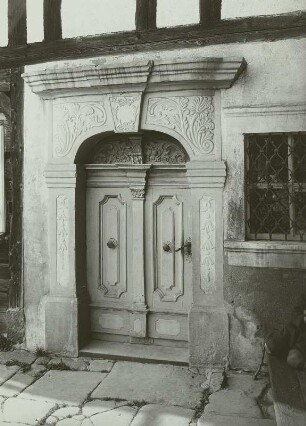 Großschönau, Altes Armenhaus, Portal, bez. 1740