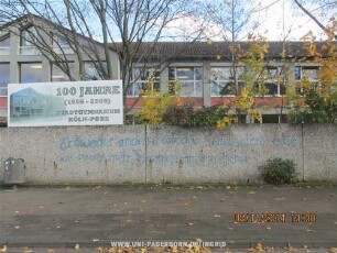 Entweder ändern wir das Schulsystem oder wir bauen mehr Psysatrien für Jugendliche!
