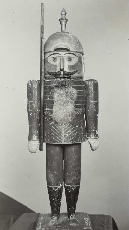 Nussknacker mit Pickelhaube
