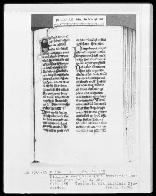 Diurnale aestivale mit Brevierteilen — Initiale S(acerdos), Folio 155recto