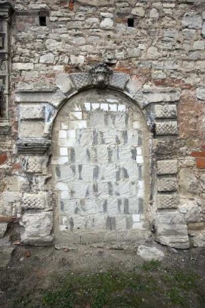 Ehemaliges Schloss Hessen — Oberburg — Ostflügel — Portal