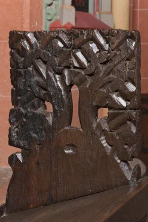 Zelebrantenstuhl — Weinrebe