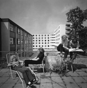 Erweiterung des Studentenwohnheims Hans-Dickmann-Kolleg im Klosterweg 28 um 195 Plätze