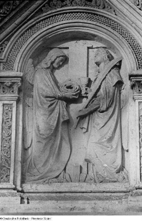 Relief am Alten Bach-Denkmal am Dittrichring