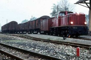 Warthausen Lok 251 903 Güterzug