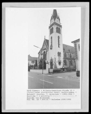 Katholische Pfarrkirche Sankt Bartholomäus