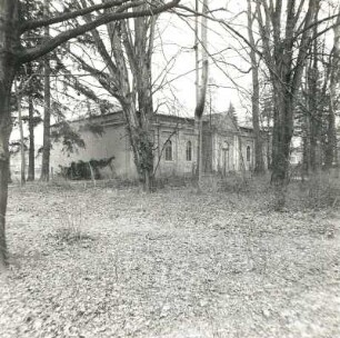 Bad Muskau. Reithalle (Parksporthalle, 1922; A. Breslauer o. H. Lehmann). Parkansicht von Norden