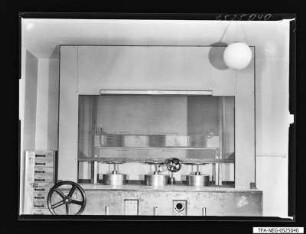 Einzelglühstand M 1764, Vorderansicht, Foto 1965