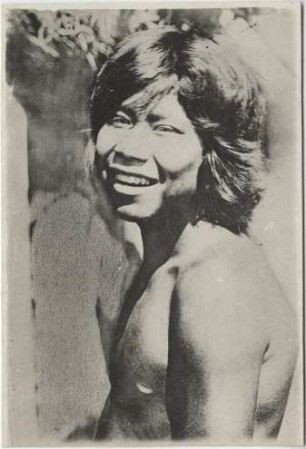 "Indio Chamacoco, 'Zíguizi', Puerto 14 de Mayo"