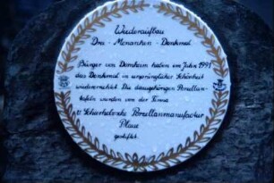 Porzellanplatte zum Gedenken an den Wiederaufbau des Drei-Monarchen-Denkmals