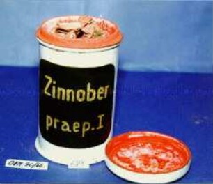 Dose mit rotem Farbpulver (Zinnober praep. I)