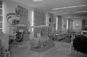 Ansicht technischer Maschinen des VEB Schwermaschinenbau Karl Liebknecht