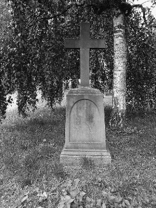 Friedhof, Gefallenendenkmal (Gefallenendenkmal , Friedhof); Schlitz, Hutzdorfer Straße 1
