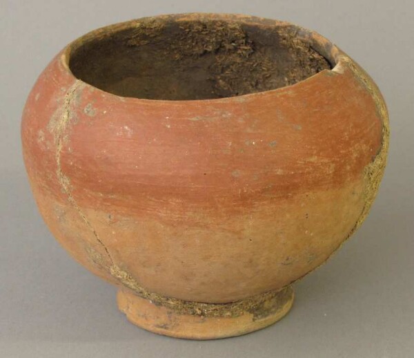 Clay vessel