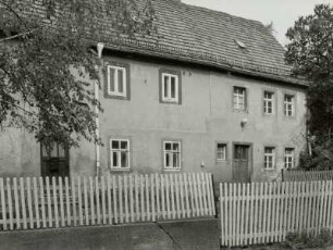 Naundorf-Hohenwussen, Dorfstraße 21, Wohnhaus, Straßenansicht