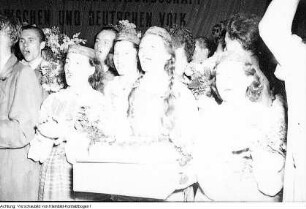 Auftritt eines polnischen Ensembles, Ferienlager der Jungen Pioniere, September 1954