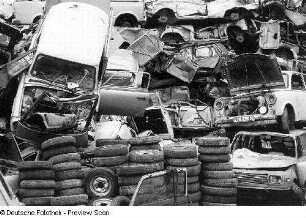 Schrottplatz mit Autowracks