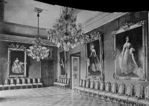 Stadtschloss — Nordflügel — Königinzimmer?, Raum 773?