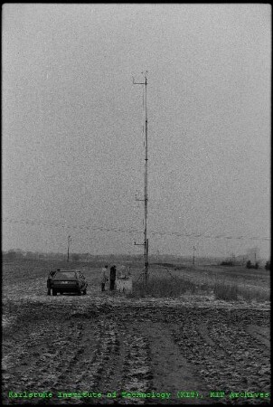 Aufbau einer provisorischen mobilen Wetterstation durch die Hauptabteilung Sicherheit (HS)