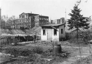 Blick aus dem Johannistal auf die Nikolaischule, Ecke Stephan- und Konigstraße (heute Goldschmidtstraße)