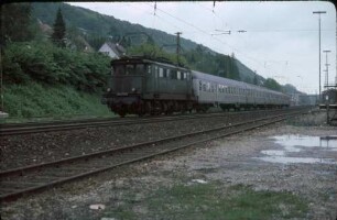 Niefern Lok 144 018 Ausfahrt N6046 Bnb-Wagen