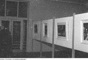 Studenten: Ernteeinsatz - Kunstausstellung