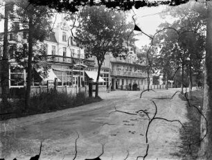 Hotel Waldschloss : Nienhagen. Hotel Waldschloss. Straßenbild