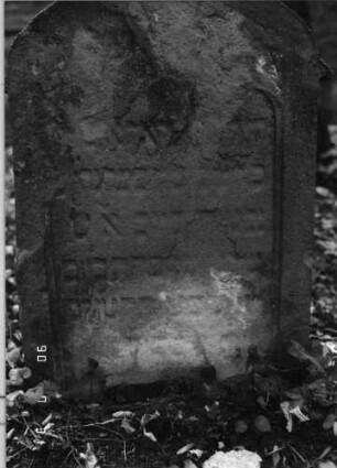 Grabstein 67 (Index: 99790616) Maße HxBxT: 72x43x12 cm: Grabstein 67A