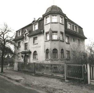 Cossebaude-Gohlis, Gartenstraße 66. Gemeindeamt Gohlis (Wohnhaus) (1927)
