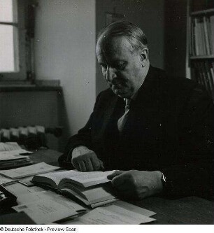 Portraitserie Ulrich Scheuner