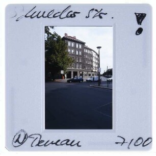 Berlin, Wohn- u. Geschäftshaus Schwedter Str./Kastanienallee
