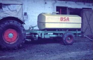 Fotografie: Güllefass, Pumptankwagen