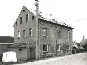 Niederlichtenau-Merzdorf. Wohnhaus Nummer 53