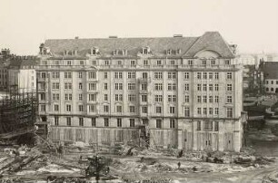 Wohn- und Geschäftshaus : Dresden-Altstadt, Altmarkt, Wohn- und Geschäftshäuser