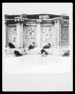 Fontana Maggiore — Der Monat August