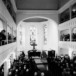 Erntedankfest: Peter-Paul-Kirche: Erntedankgottesdienst