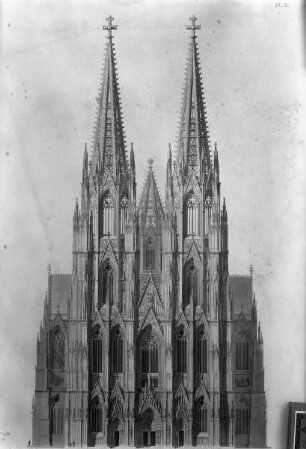 Aufriss des Westfassade des Kölner Domes