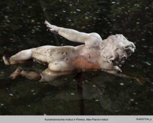 Schwimmender Putto
