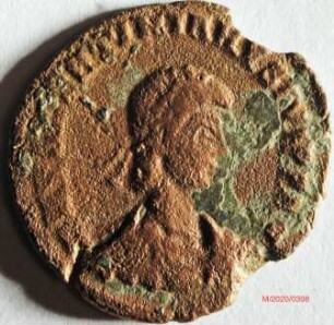 Römische Münze, Nominal Maiorina, Prägeherr Valentinianus II., Prägeort Trier, Original