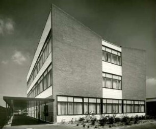 Volksschule Heusenstamm, 1966
