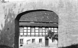 Mutzschen-Wetteritz. Ehem. Wassermühle, Blick in den Hof