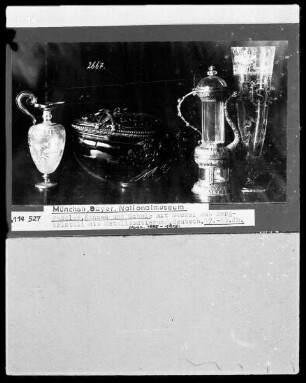 Paßglas, Kannen und Schale mit Deckel