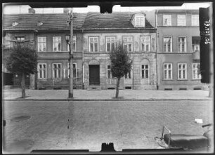 Neuruppin, Virchowstraße 7. Wohnhaus. Straßenfront