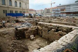 Dresden-Altstadt. Neumarkt. Ausgrabungen vor Baubeginn im Quartier VIII. Freigelegte Keller