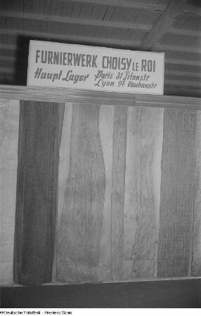 Messestand des Furnierwerkes Choisy le Roi