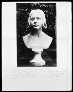 Büste der Therese von Bülow