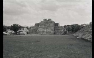 Edzna, Southern Temple (ETZ: Str. U9-1)