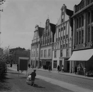 Stralsund. Drei Giebelhäuser in der Ossenreyerstraße